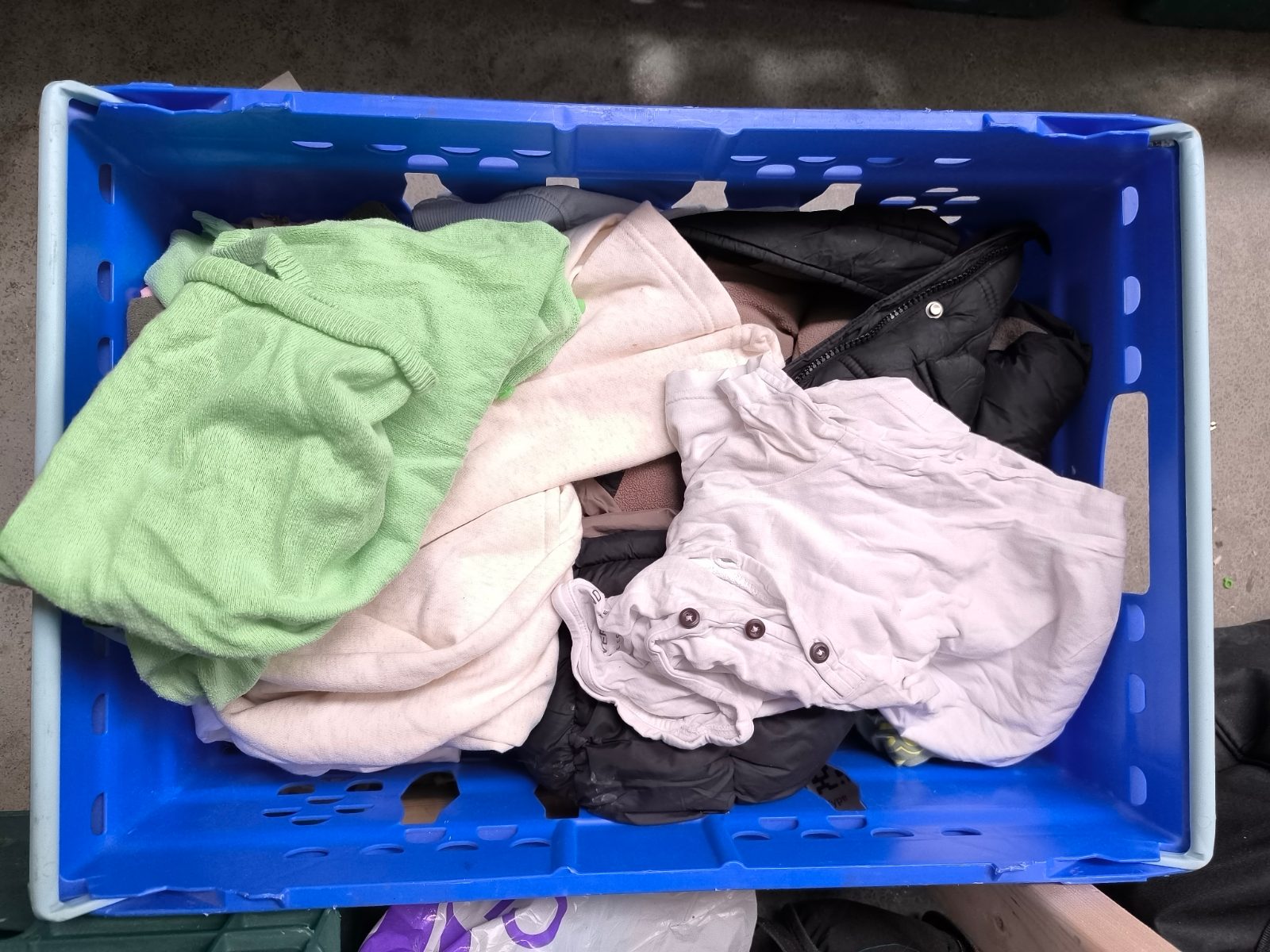 Kids mixed clothes